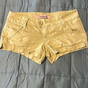 Free Style Revolution-Khaki Shorts (Sz 7)